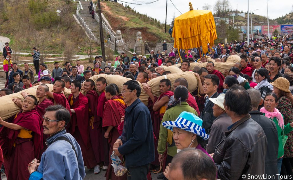 Qingha Tibet Festival - Qinghai Travel 