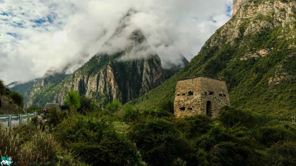 Xining to Chengdu overland tour