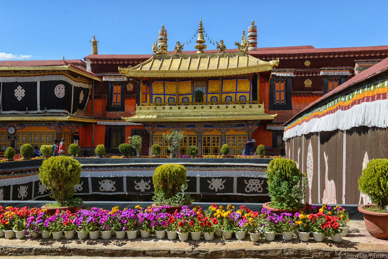 Jokhang Temple of Lhasa SnowLion Tours