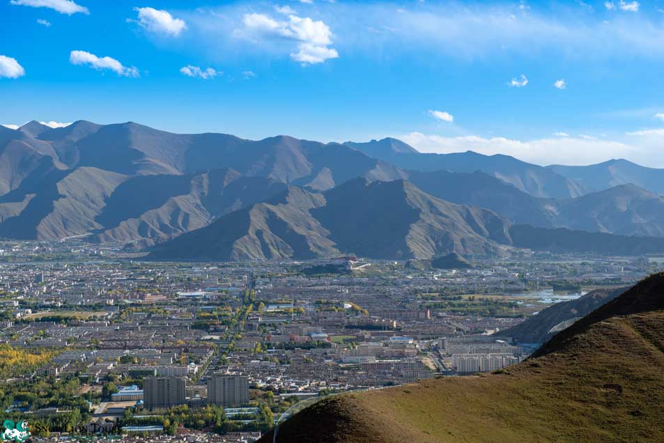 Lhasa overview on the Kailash Tour 