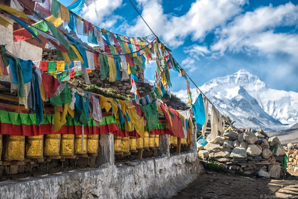 Everest and prayer flags at Rongbuk Monastery 