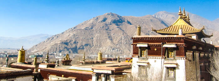 Tibet's monastery tour