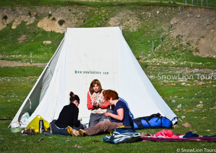 Camping tour in Tibet