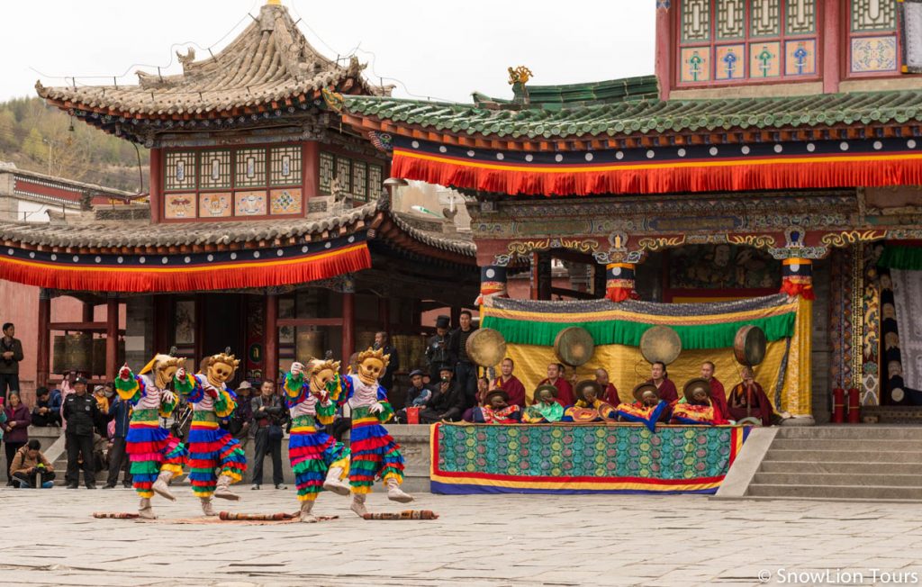 Kumbum Monastery Festival - Travel in Xining