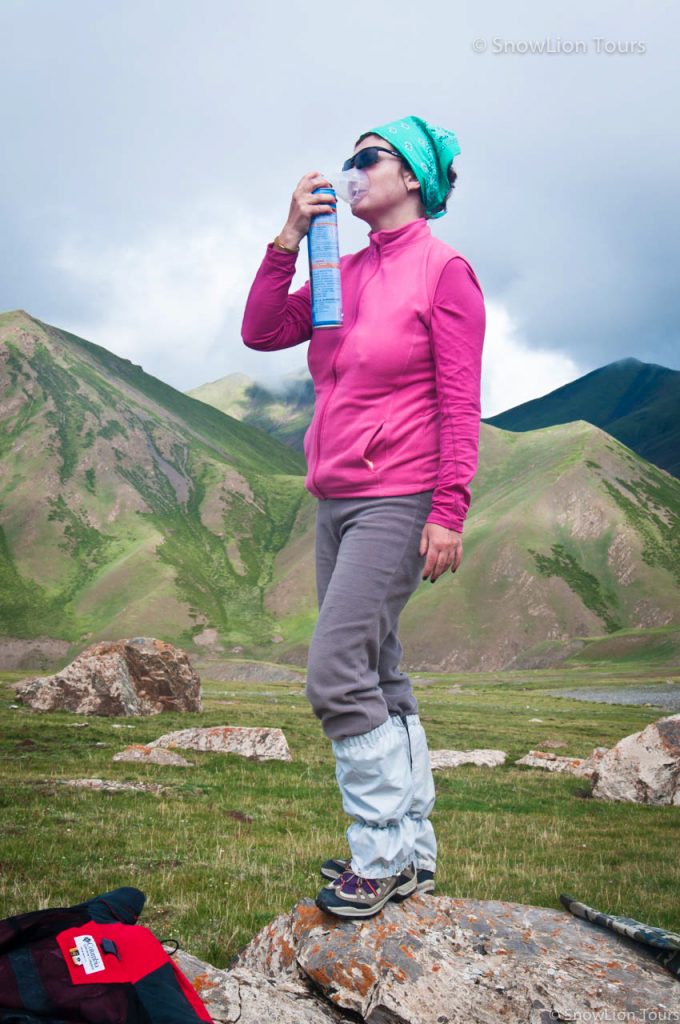 how to acclimatize altitude in Tibet