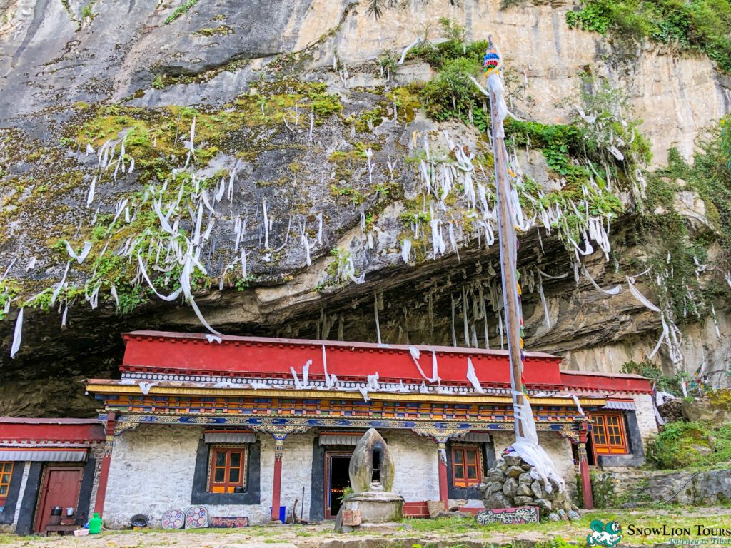 Guru Rinpoche's cave, meditation cave