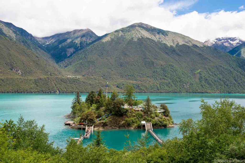 basumtso Lake