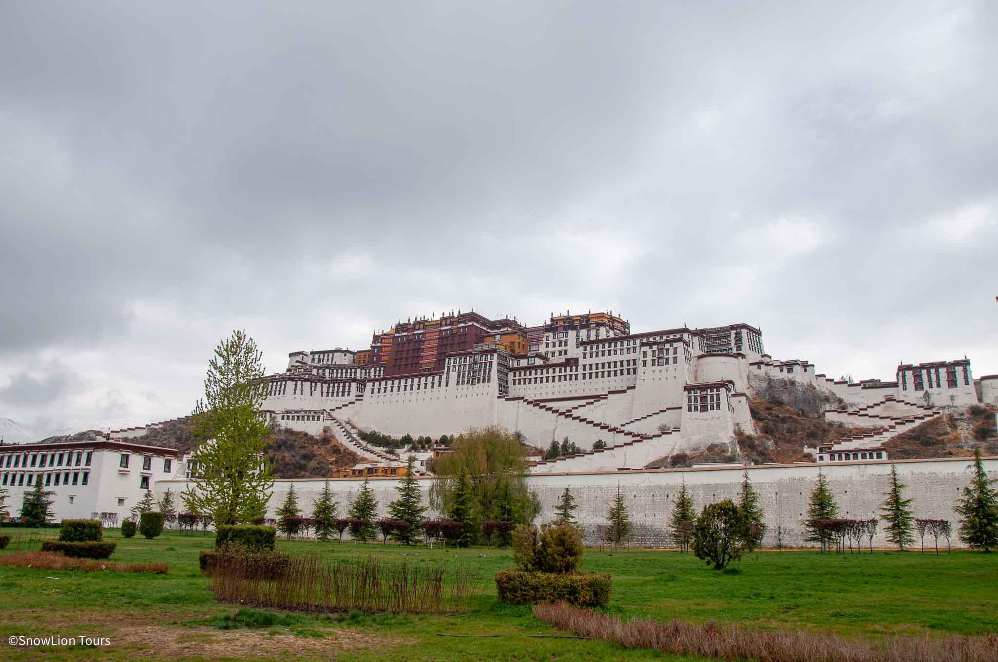 Potala Palace in our tour from Kathmandu to Lhasa Tour